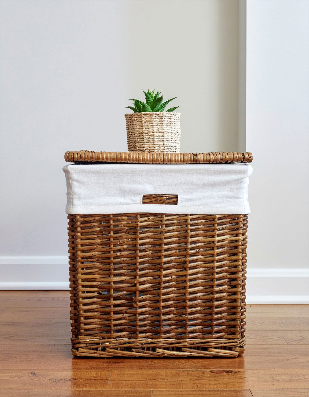Wicker Hamper Box - 30 bedroom decorative boxes