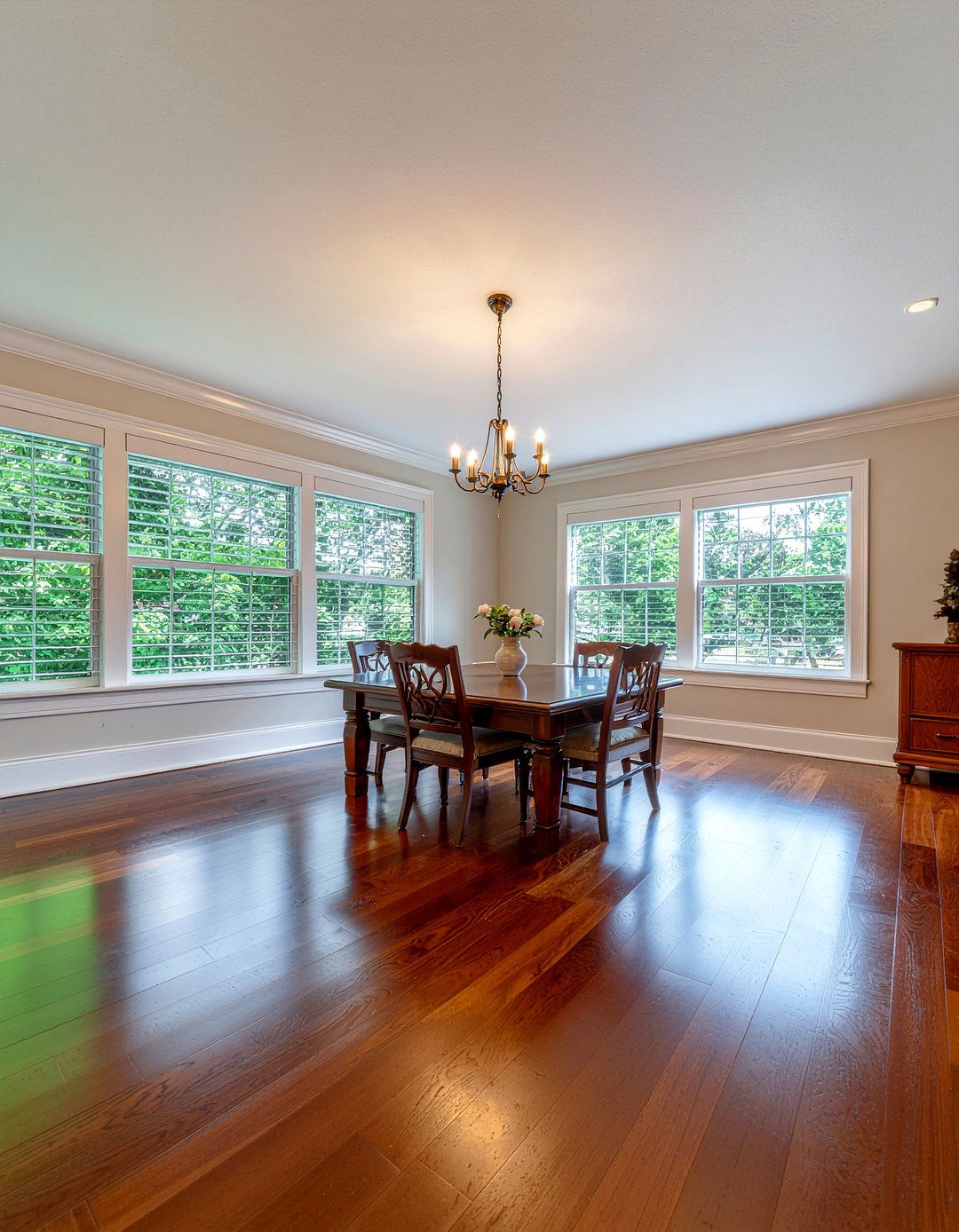 Wide Plank Wood Flooring - 30 colonial dining room ideas