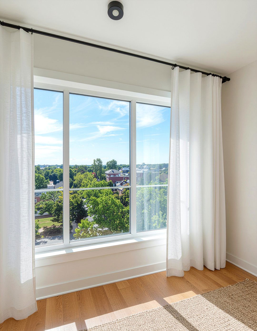 Window Curtains - 30 budget living room ideas