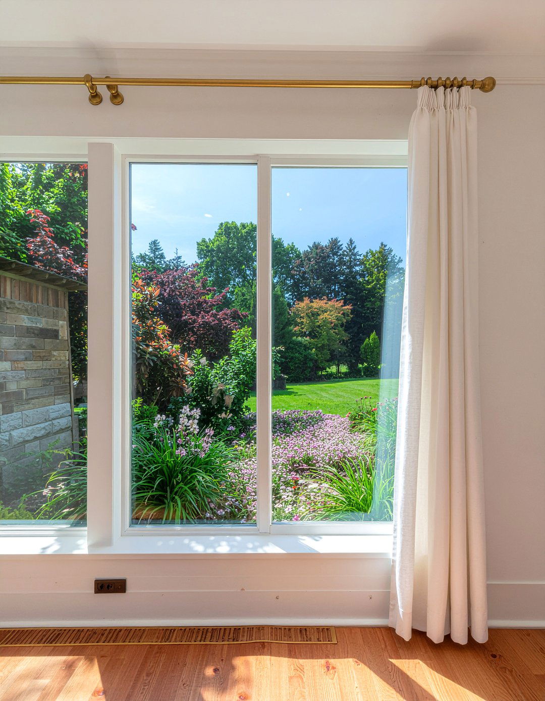 30 Unique Living Room Corbel Ideas for Architectural Charm