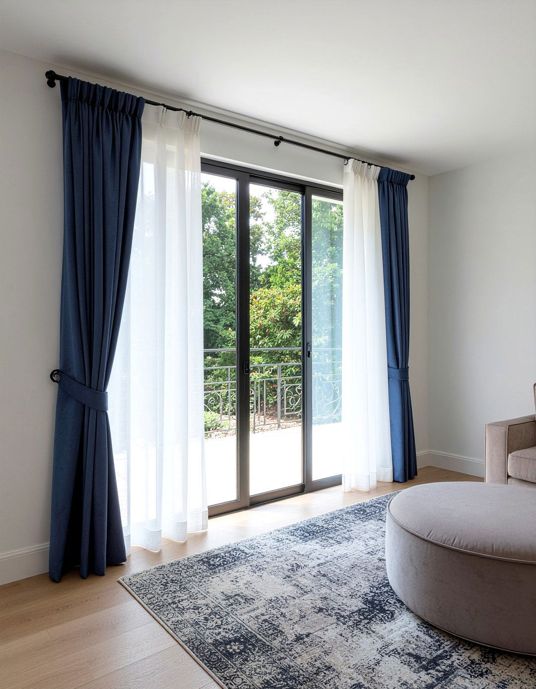 Window treatment styles - 30 living room update ideas