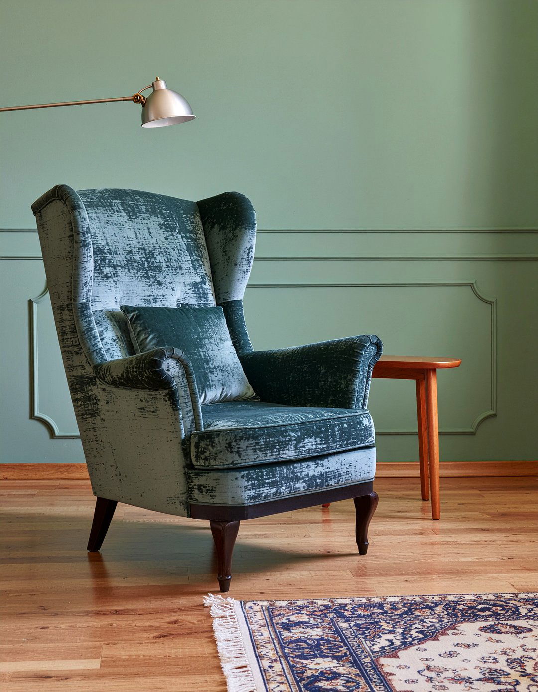 Wingback chair bedroom corner - 30 traditional bedroom ideas