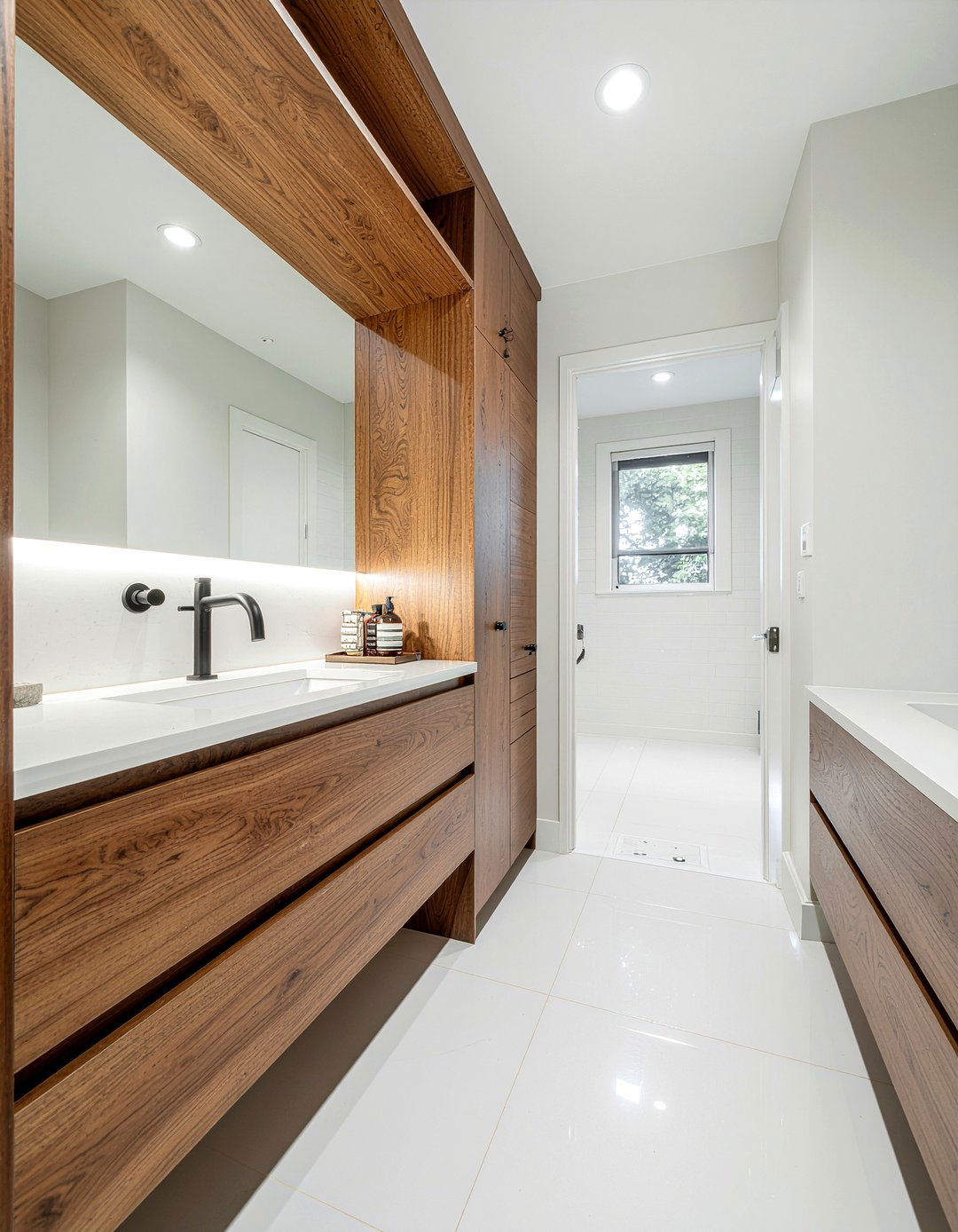 Wood Accent Bathroom Closet - 30 master bathroom with walk-in closet ideas