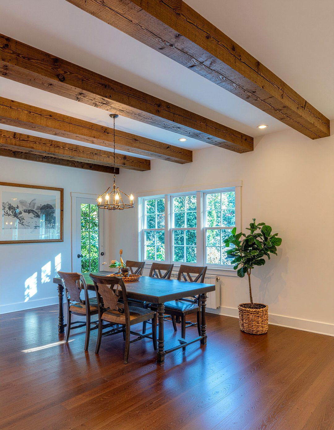 Wood Ceiling Beams - 30 bold dining room ideas