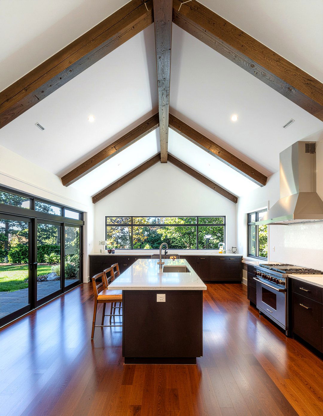 Wood Ceiling Beams - 30 large kitchen ideas