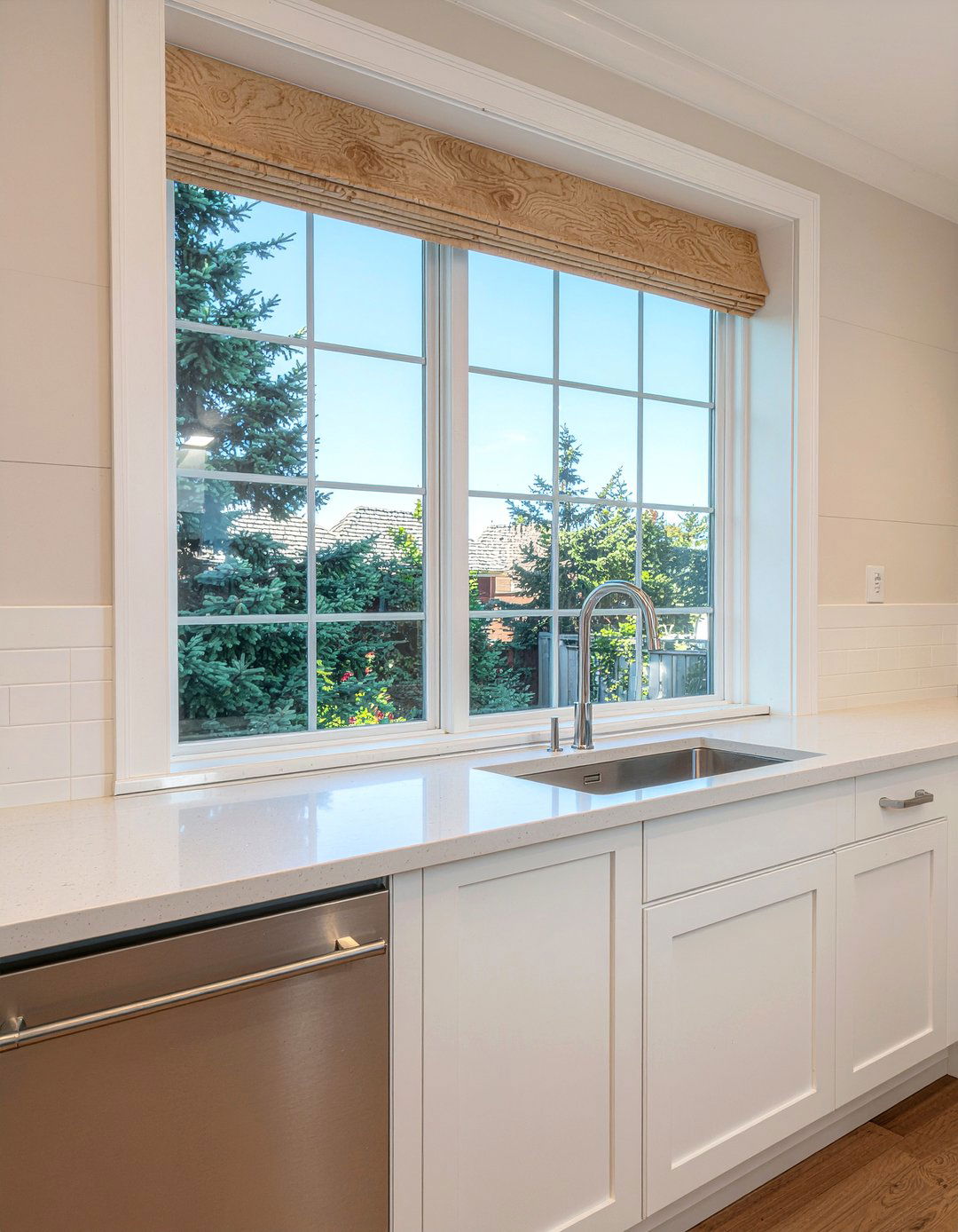 Wood Cornice Valance - 30 kitchen valance ideas