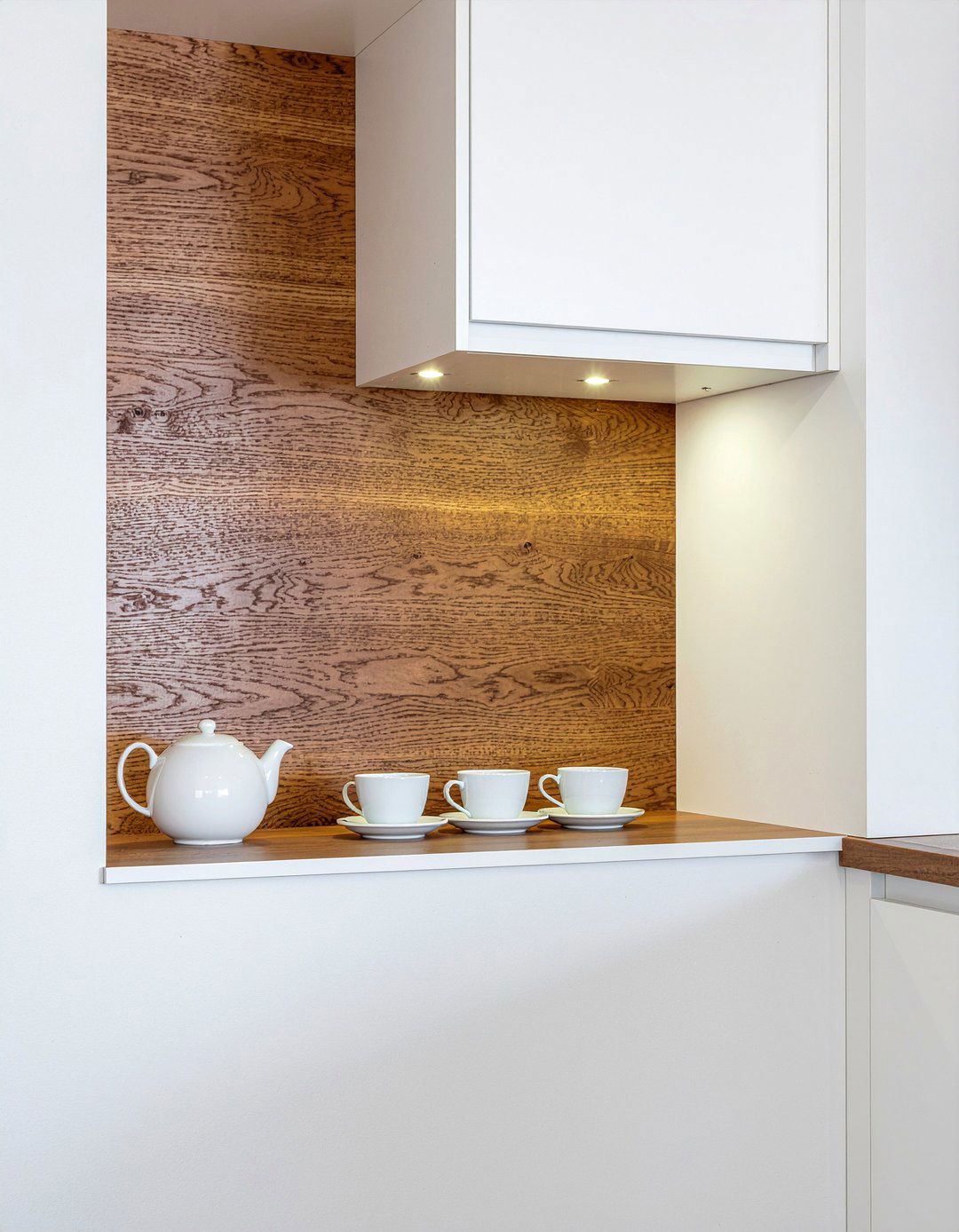 Wood Lined Niche - 30 kitchen niche ideas