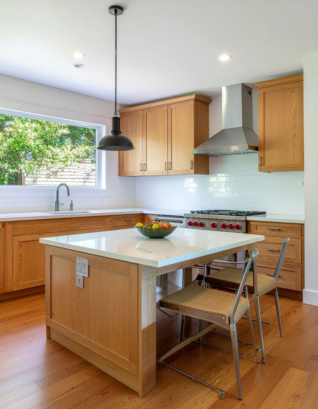 Wood cabinets white quartz - 30 quartz countertop kitchen ideas