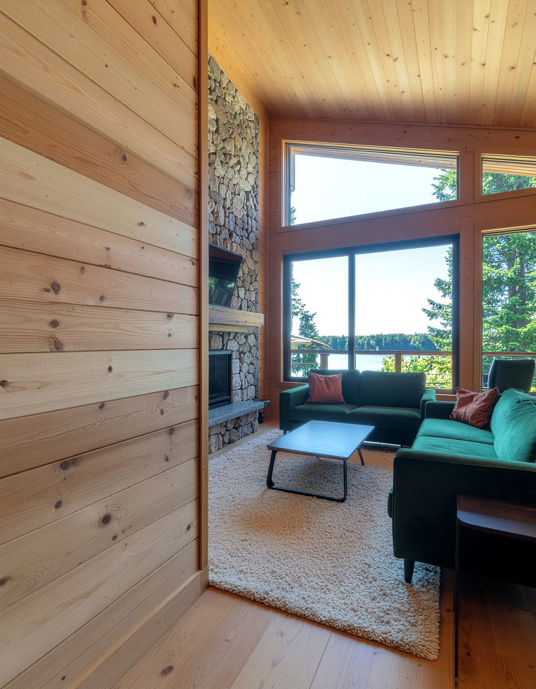 Wood paneling living room - 30 cottage living room ideas