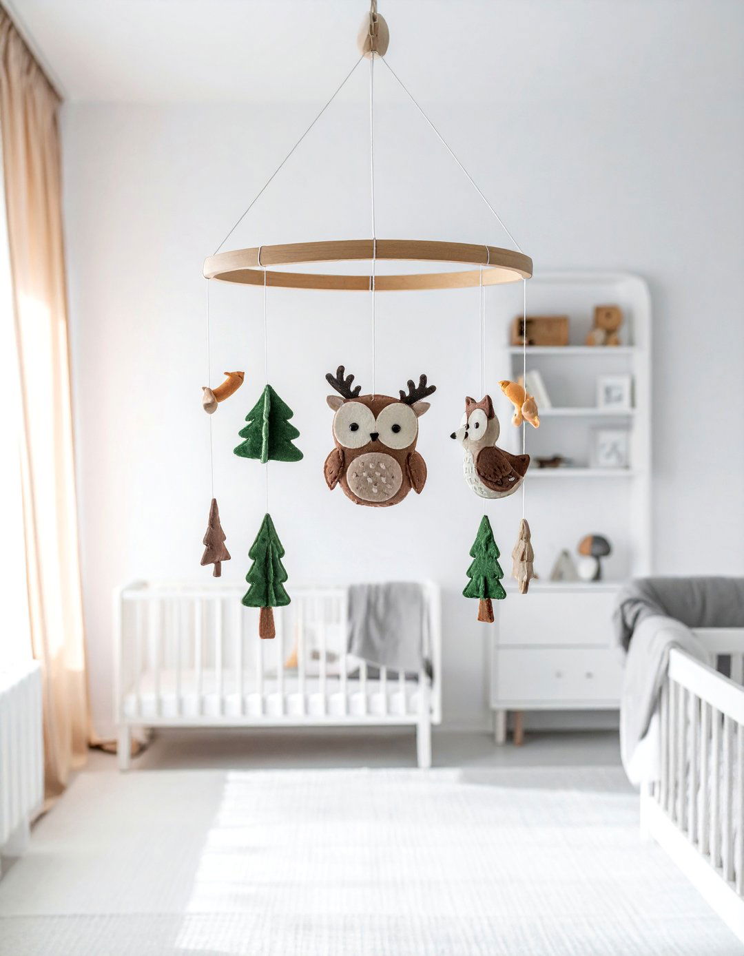 Woodland Nursery Mobile - 30 woodland decor ideas