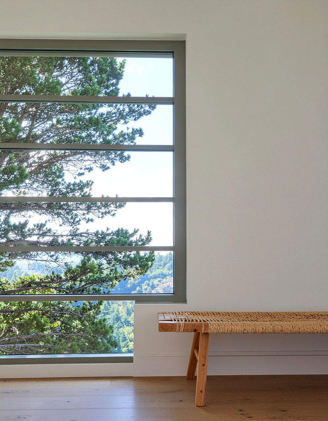 Woven Bench Seating - 30 woven living room ideas