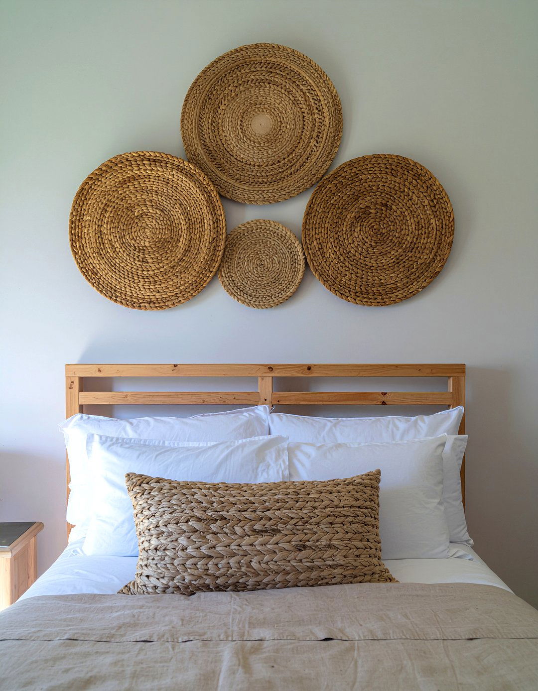 30 Handmade Bedroom Ideas for a Personalized and Cozy Space