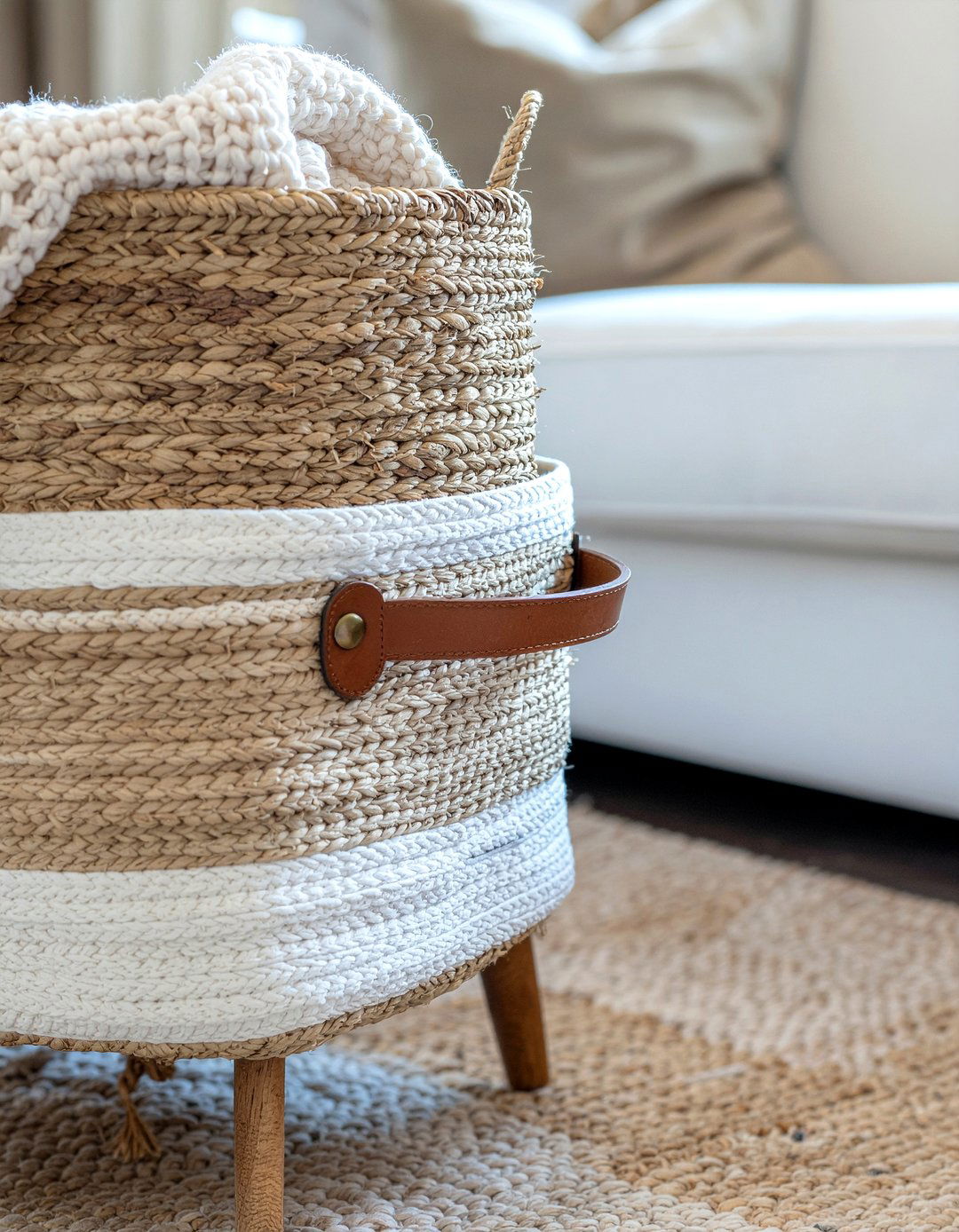Woven storage baskets - 30 living room storage unit ideas