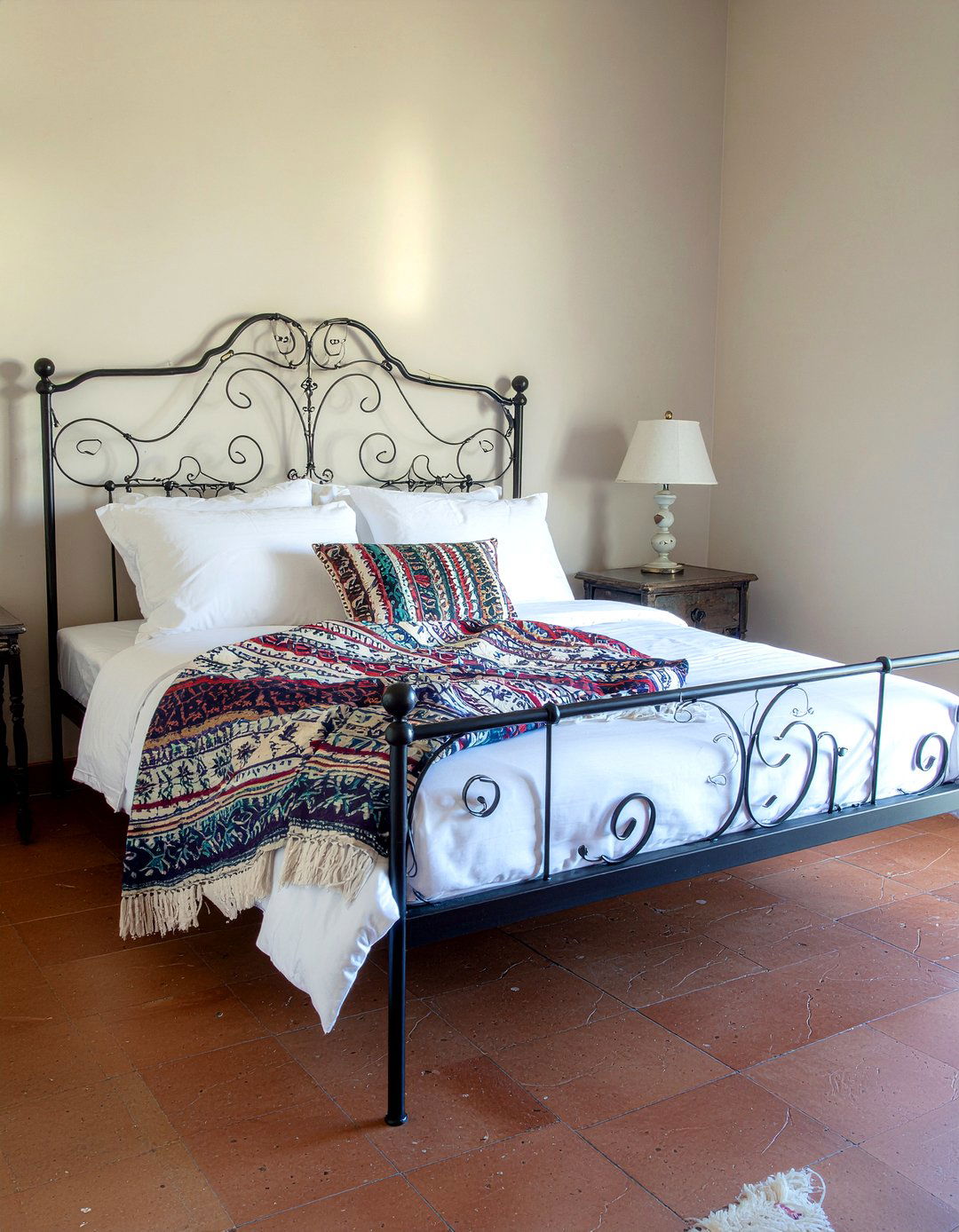 Wrought Iron Bed Frame - 30 Moroccan bedroom ideas
