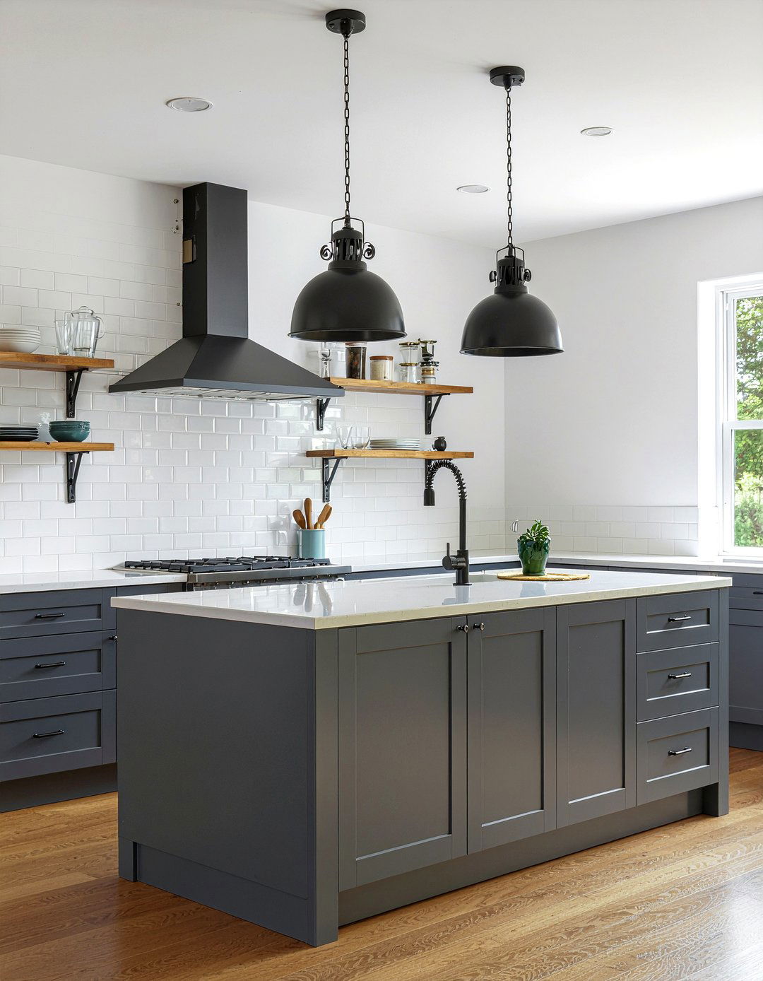 Wrought Iron - 30 French kitchen ideas