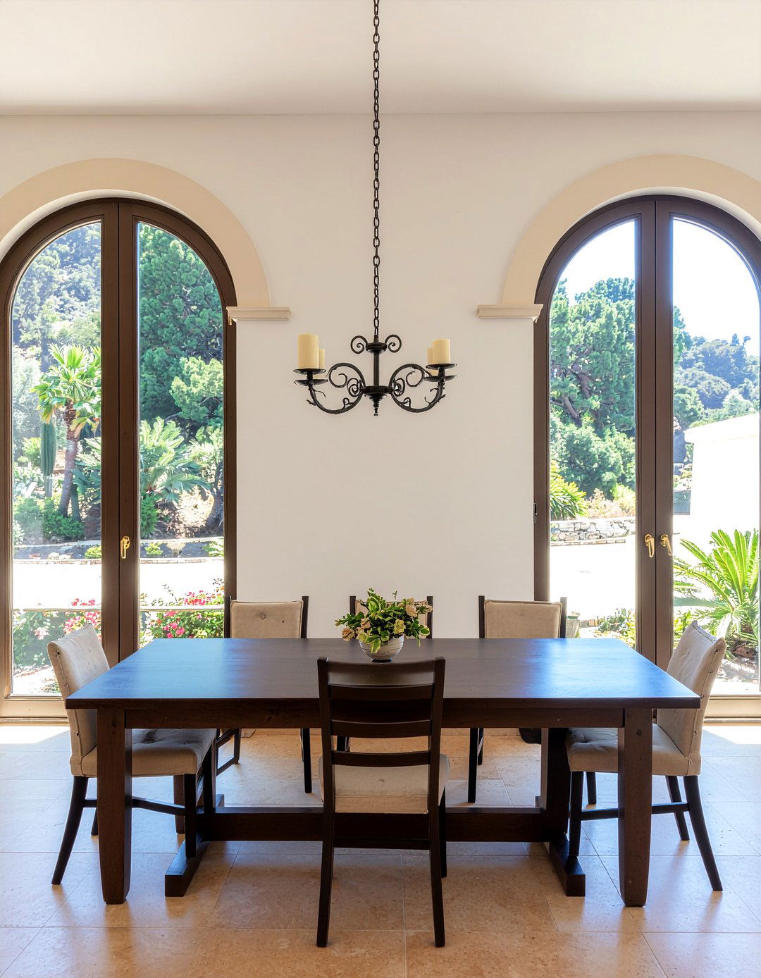 Wrought iron chandelier dining room - 30 rustic chandelier dining room ideas