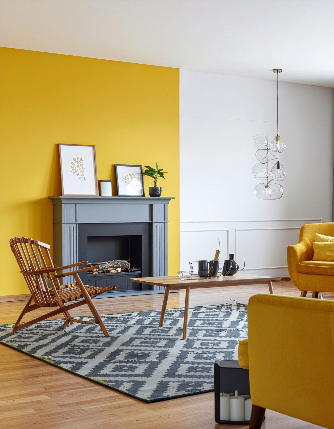 Yellow accent wall living room - 30 living room yellow walls