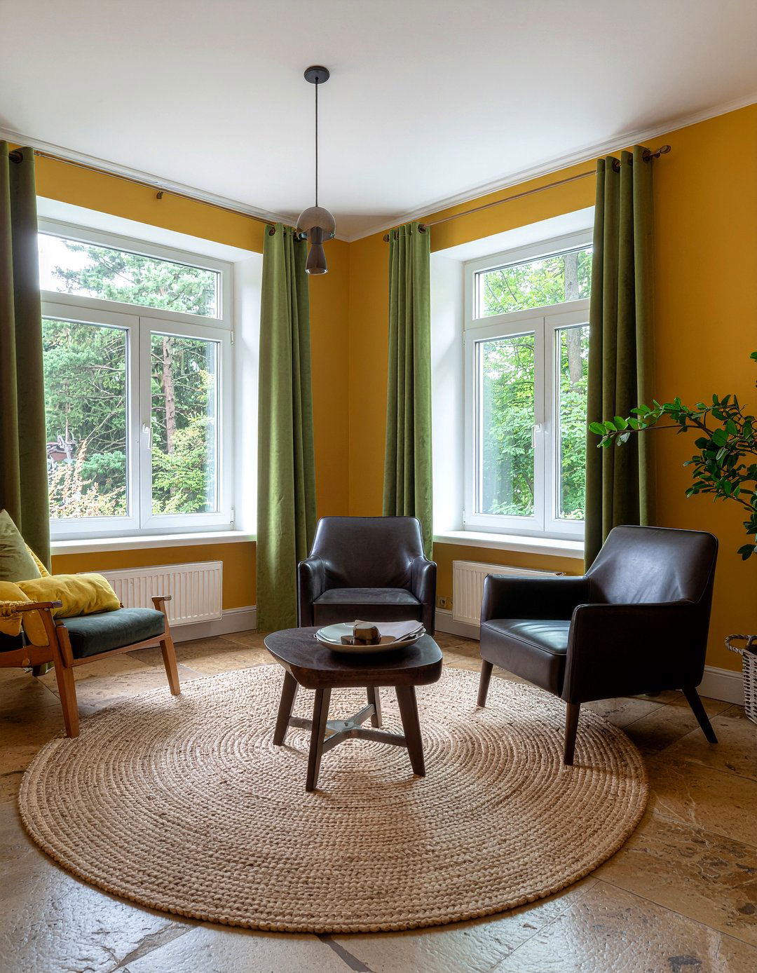 30 Living Room Yellow Walls Ideas for a Bright, Cheery Home