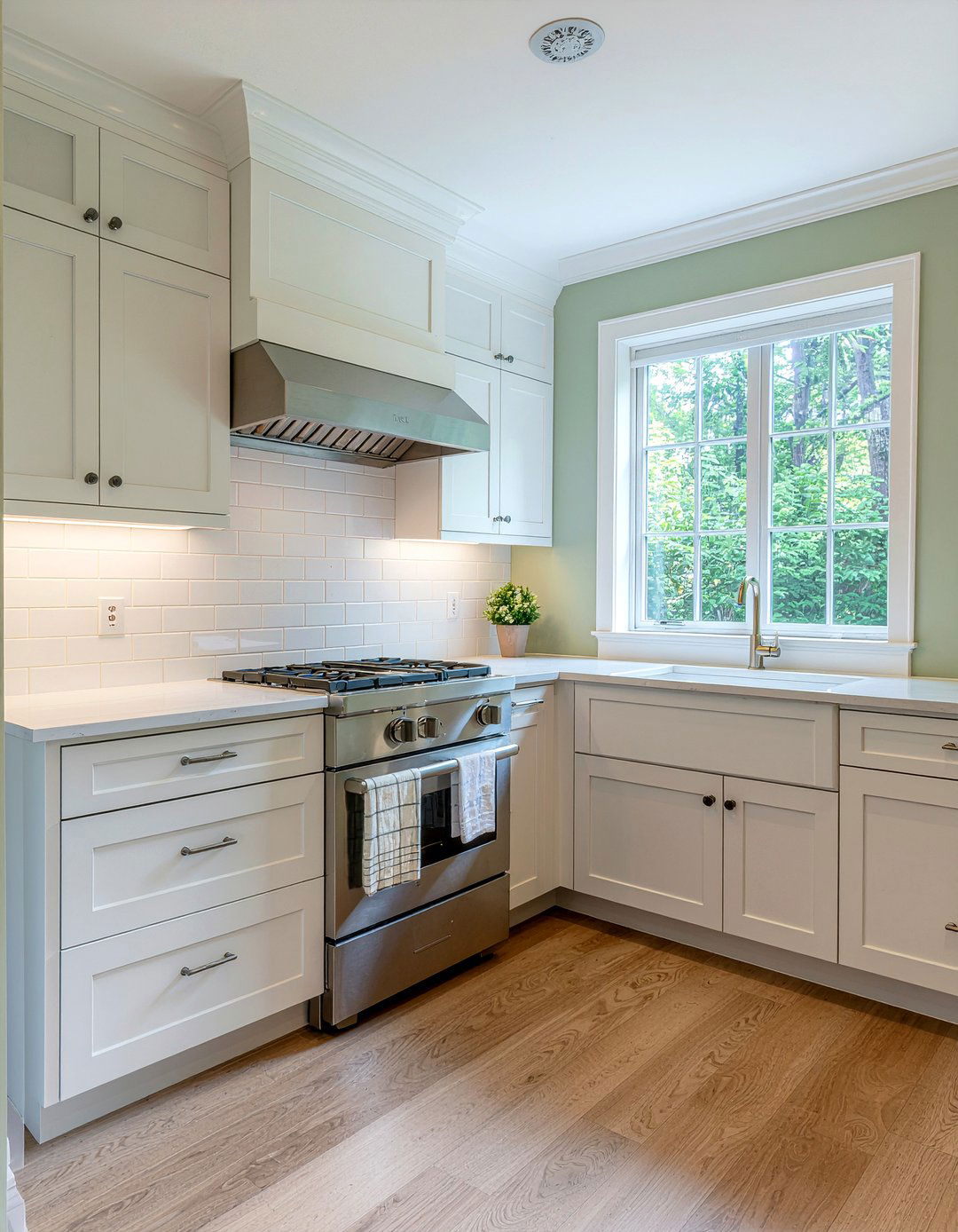 30 Energy-Efficient Kitchen Ideas for a Greener Modern Home